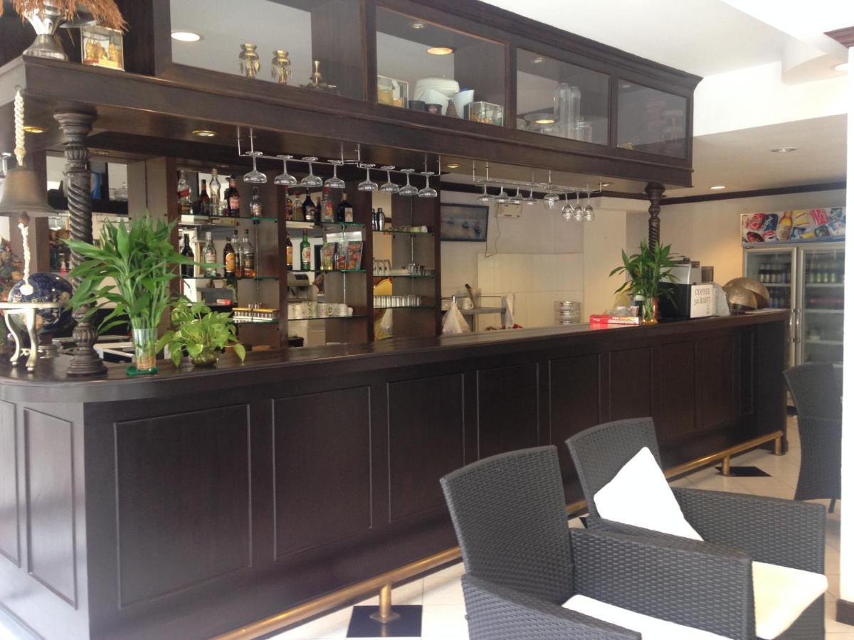 Hotel Lotus House Jomtien Exterior foto